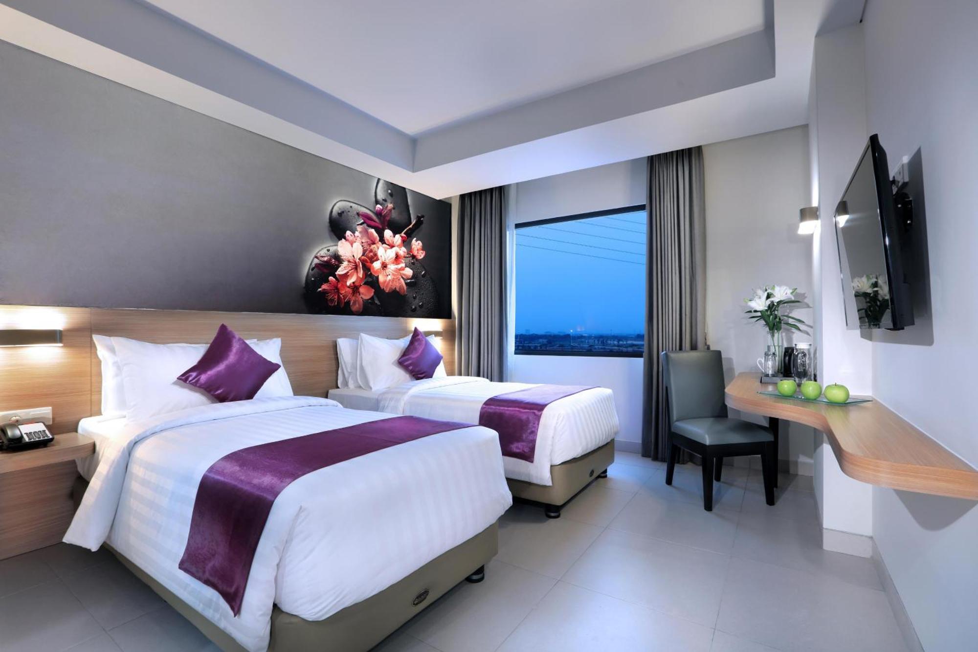 Quest Prime Cikarang By Aston Bekasi Exterior foto