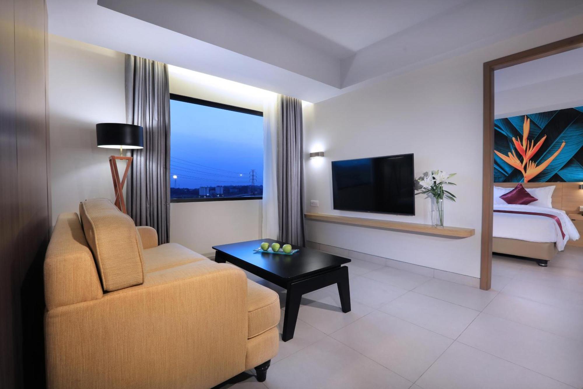 Quest Prime Cikarang By Aston Bekasi Exterior foto