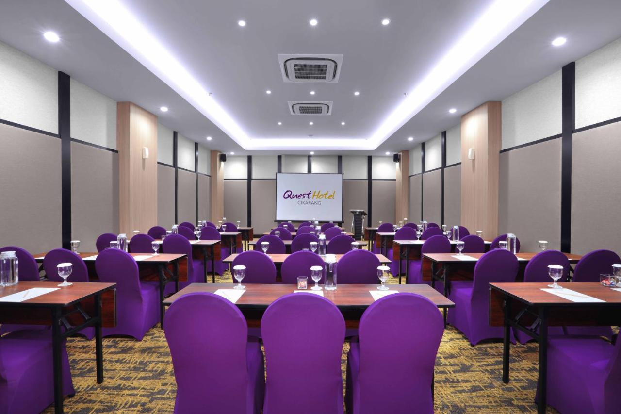 Quest Prime Cikarang By Aston Bekasi Exterior foto