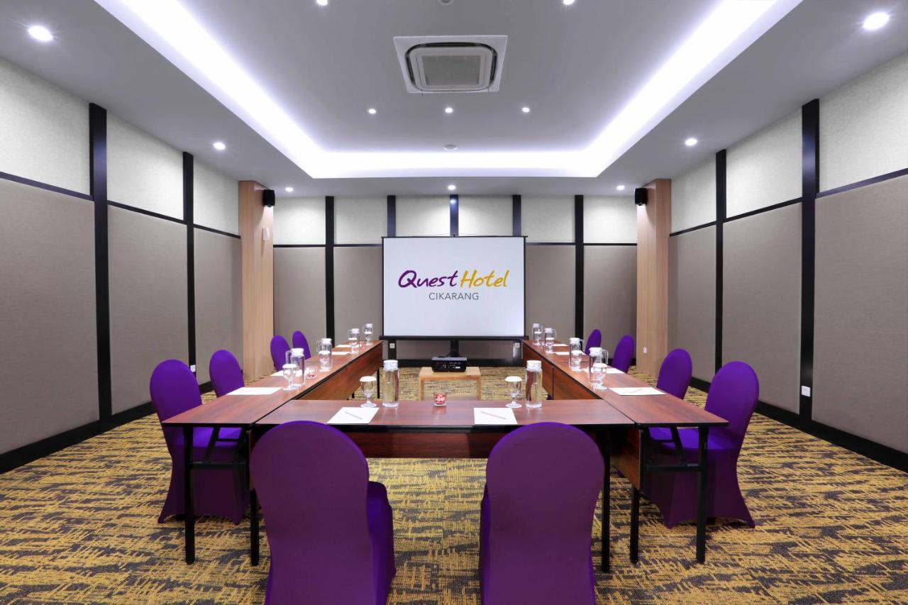 Quest Prime Cikarang By Aston Bekasi Exterior foto